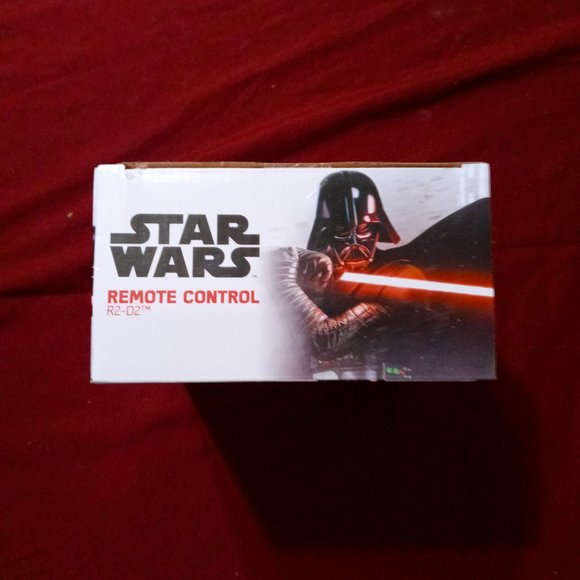 Star Wars R2-D2 Remote Control Robot NIB - Picture 5 of 7